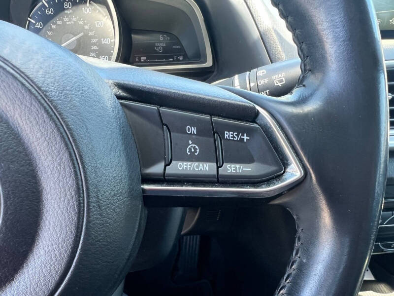 2018 Mazda MAZDA3 Touring