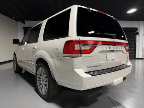 2017 Lincoln Navigator Select