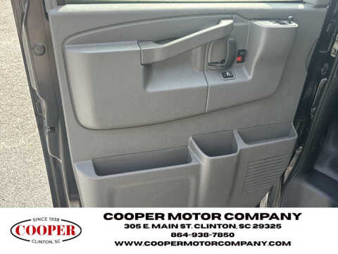 2025 Chevrolet Express LS 3500
