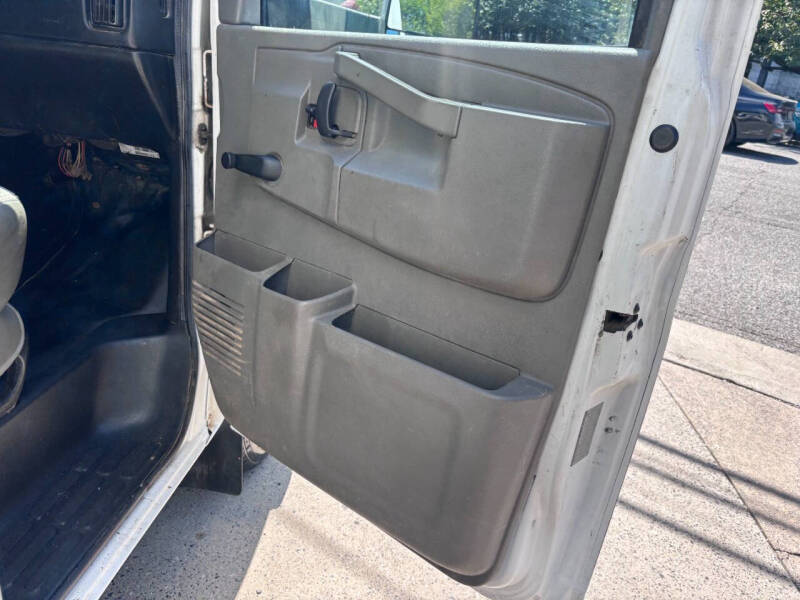 2016 GMC Savana 3500