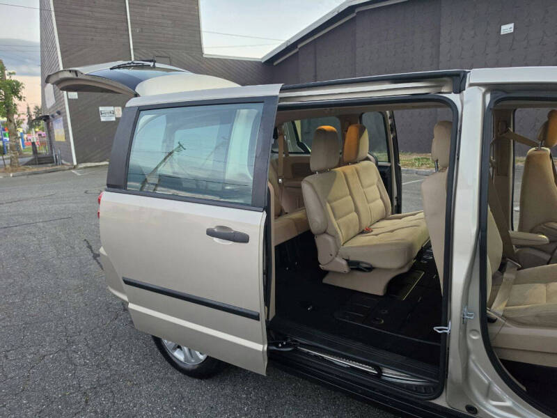 2014 Dodge Grand Caravan SE