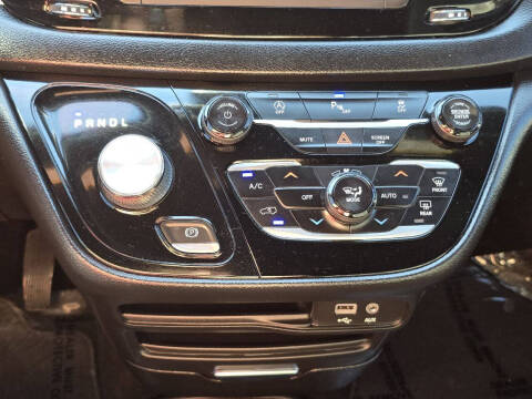 2020 Chrysler Pacifica Touring