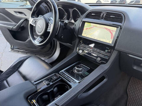 2020 Jaguar F-PACE S