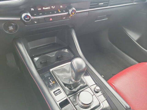 2025 Mazda Mazda3 Sedan 2.5 S Carbon Edition