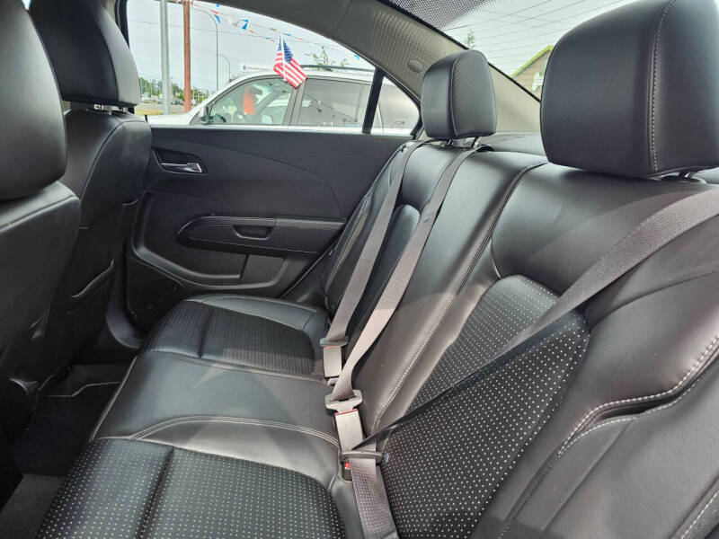 2019 Chevrolet Sonic Premier Auto