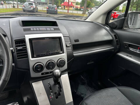 2010 Mazda MAZDA5 Touring