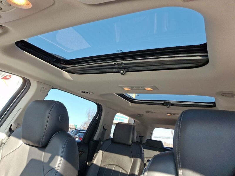 2016 GMC Acadia Denali