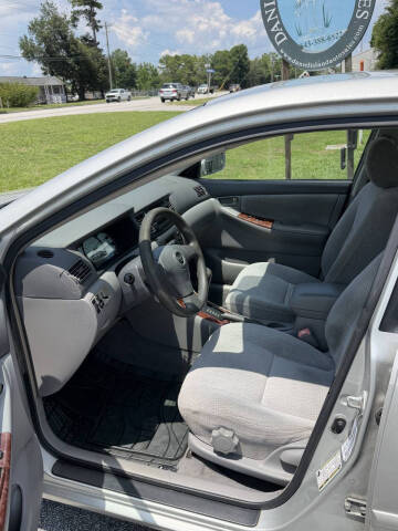 2004 Toyota Corolla LE