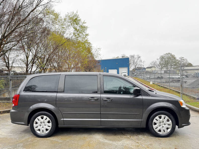 2017 Dodge Grand Caravan SE