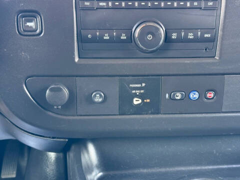2022 GMC Savana 2500