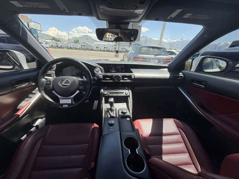 2017 Lexus IS 300