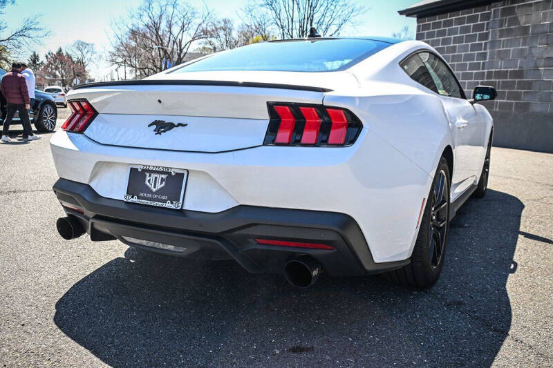 2024 Ford Mustang EcoBoost