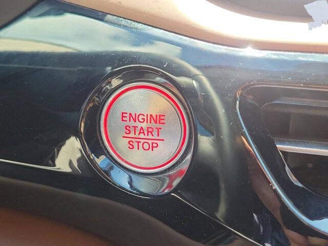 2023 Acura MDX w/Tech