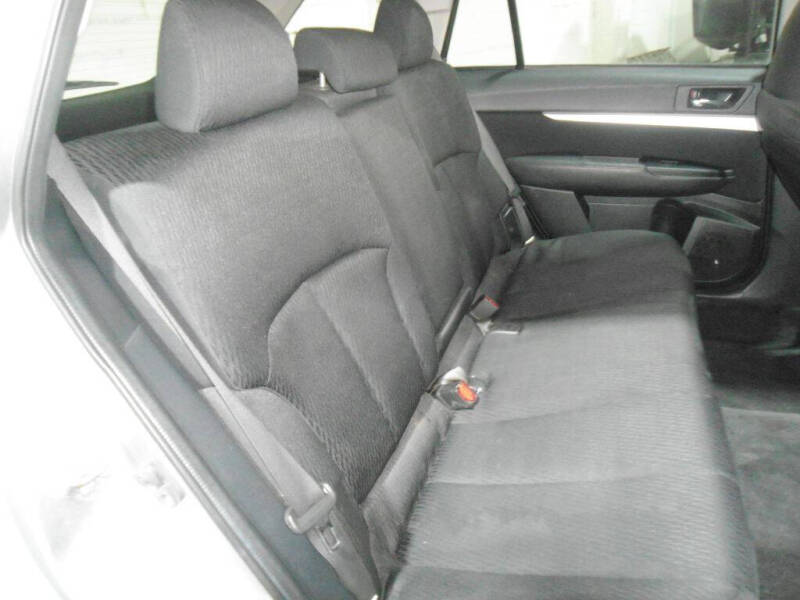 2011 Subaru Outback 2.5i Premium