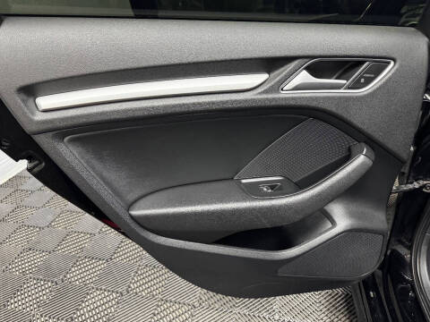 2017 Audi A3 Sportback e-tron 1.4T Premium