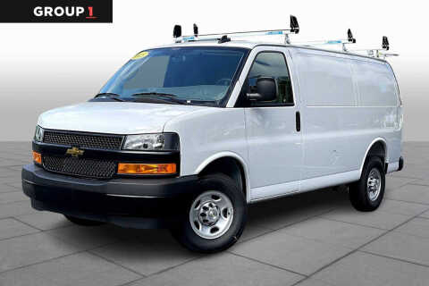 2025 Chevrolet Express 2500