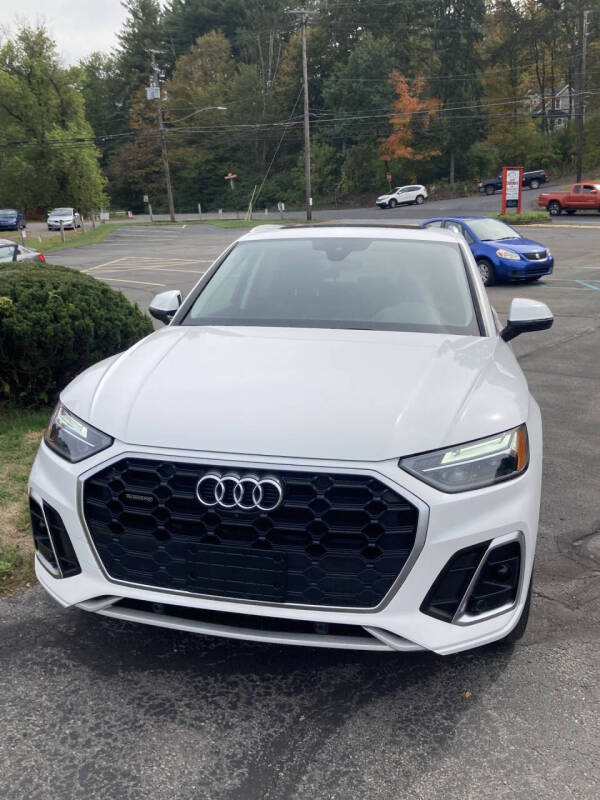 2023 Audi Q5 Premium Plus's photo