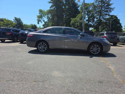 2017 Toyota Camry SE