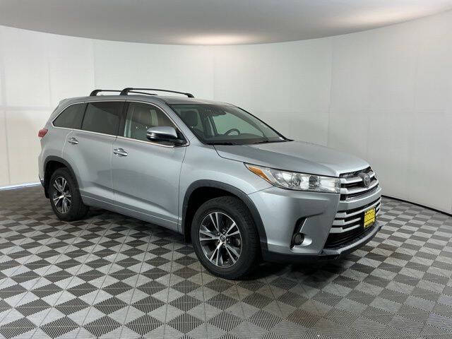 2017 Toyota Highlander LE Plus