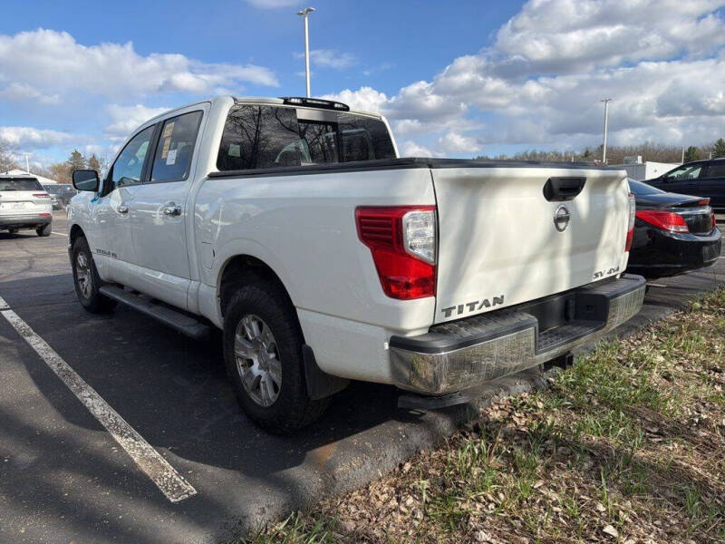 2018 Nissan Titan SV