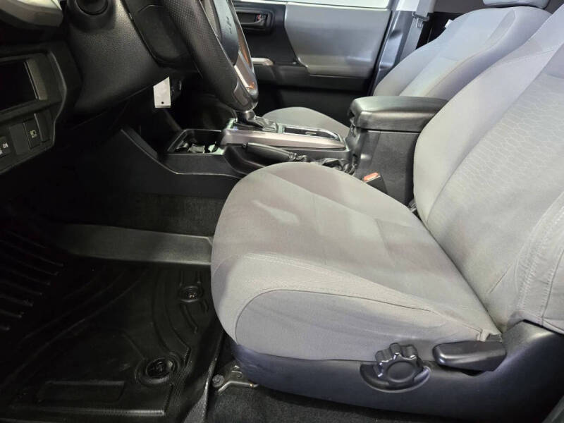 2019 Toyota Tacoma SR5 V6