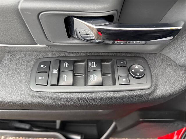 2021 RAM 1500 Classic SLT