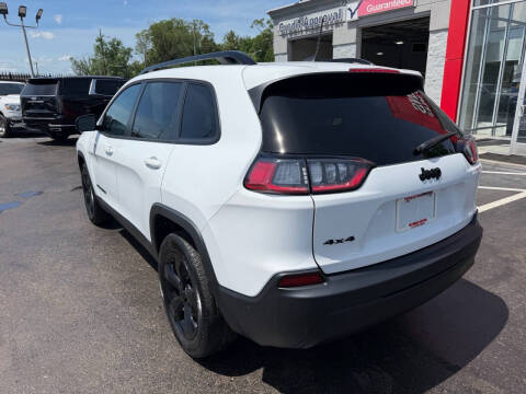 2023 Jeep Cherokee Altitude Lux