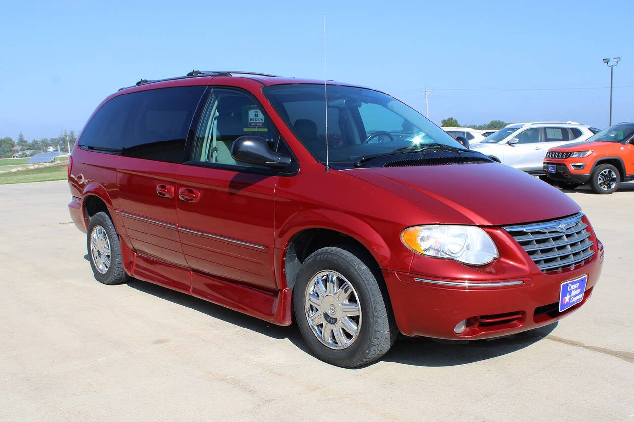 2005 Chrysler Town and Country for sale at Cresco Motor Company in Cresco, IA