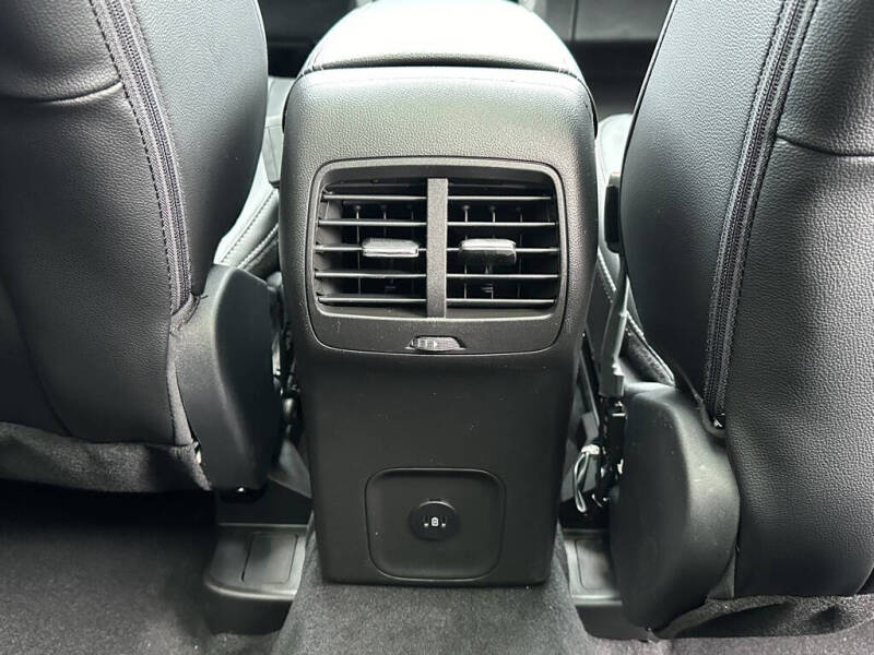 2026 Ford Escape Platinum