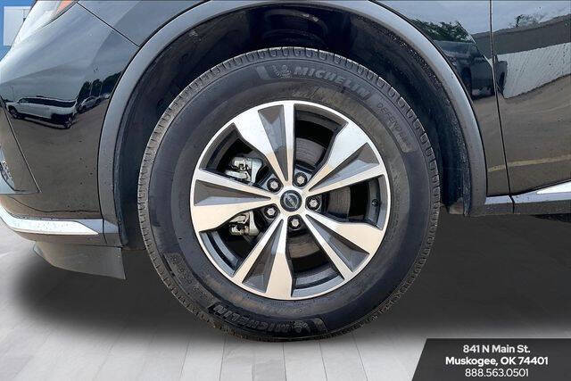 2023 Nissan Murano SV
