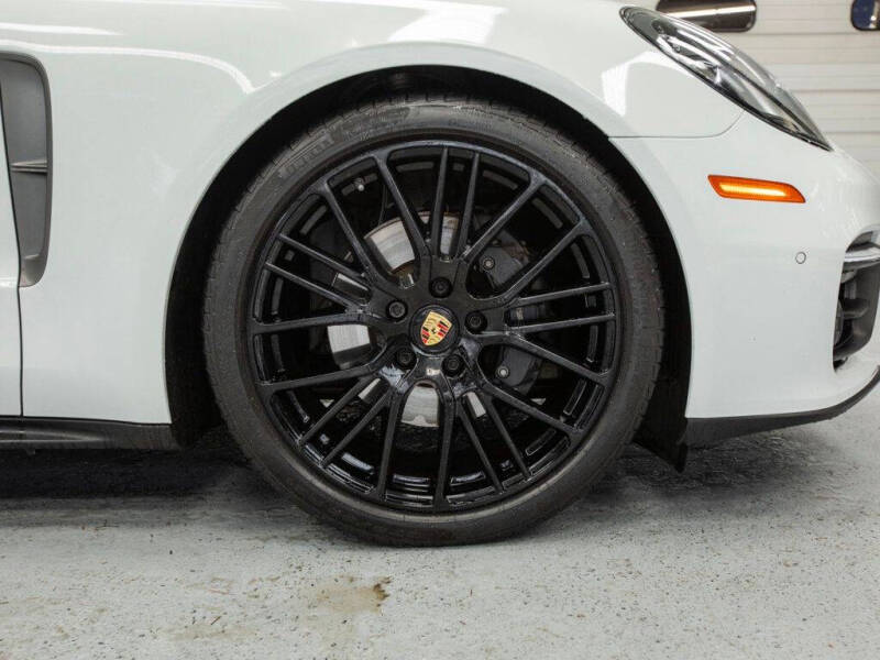 2023 Porsche Panamera