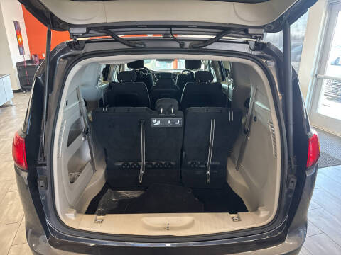 2018 Chrysler Pacifica Touring Plus