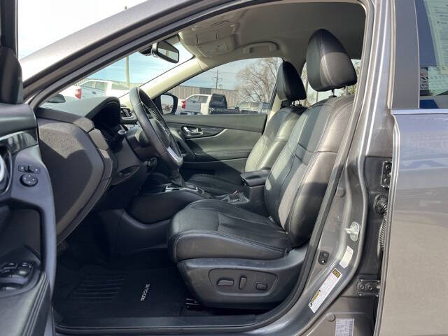 2020 Nissan Rogue SL