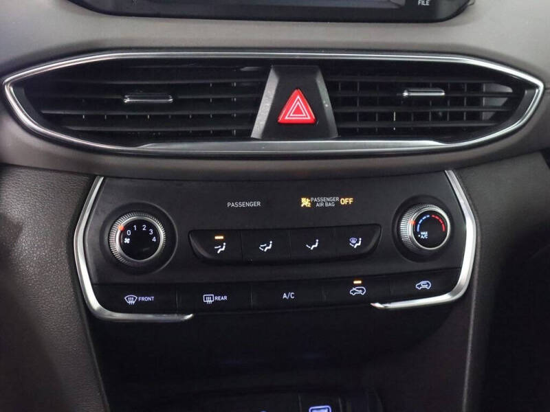 2020 Hyundai Santa Fe SE