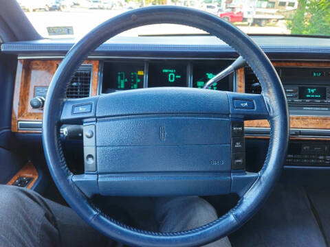 1994 Lincoln Town Car Executive