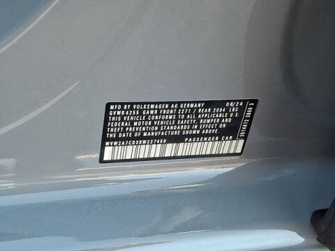 2024 Volkswagen Golf GTI 380 SE