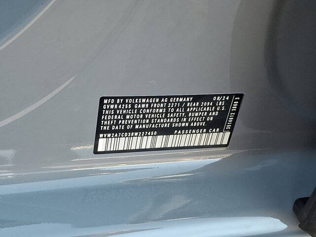 2024 Volkswagen Golf GTI 380 SE