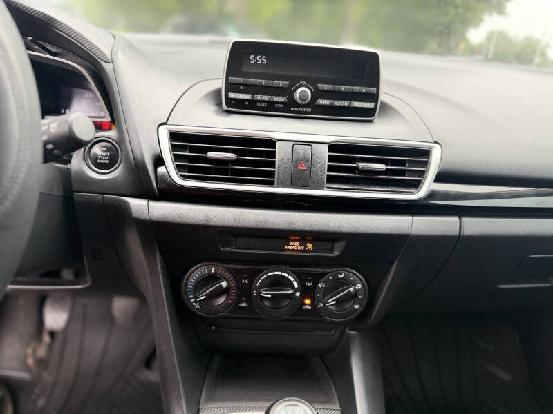 2014 Mazda MAZDA3 i Sport