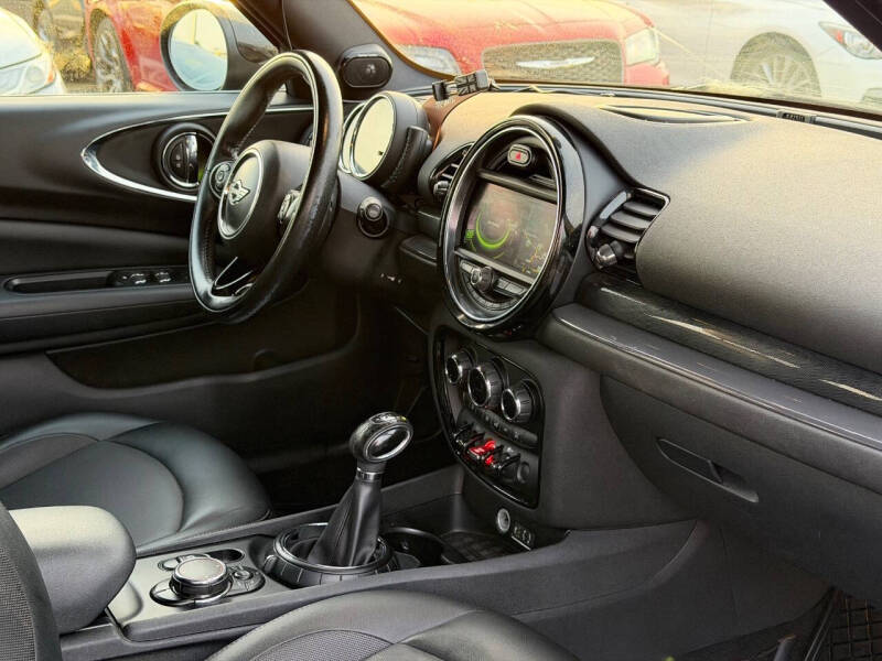 2017 MINI Clubman Cooper