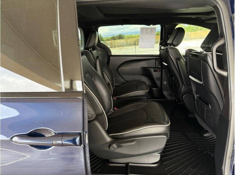 2020 Chrysler Pacifica Hybrid Limited