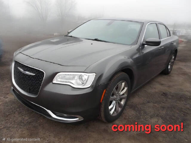 2020 Chrysler 300 Touring's photo