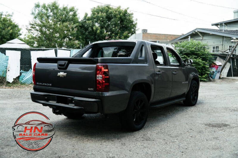 2011 Chevrolet Avalanche LT