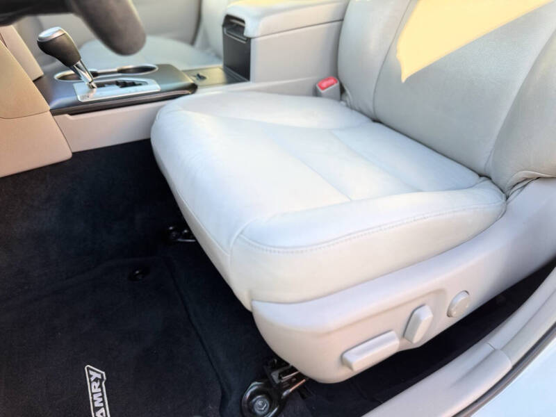 2012 Toyota Camry LE