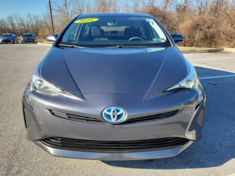 2016 Toyota Prius Two