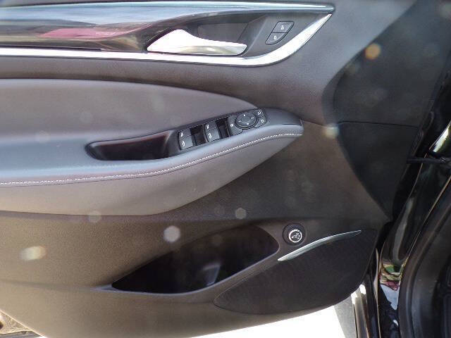 2020 Buick Enclave Essence