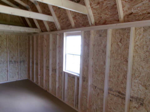 12 x 32 lofted barn w/ deluxe playhouse