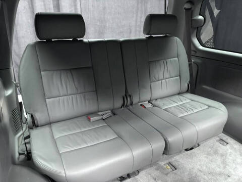 2004 Toyota Land Cruiser