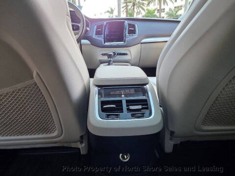 2018 Volvo XC90 T6 Momentum