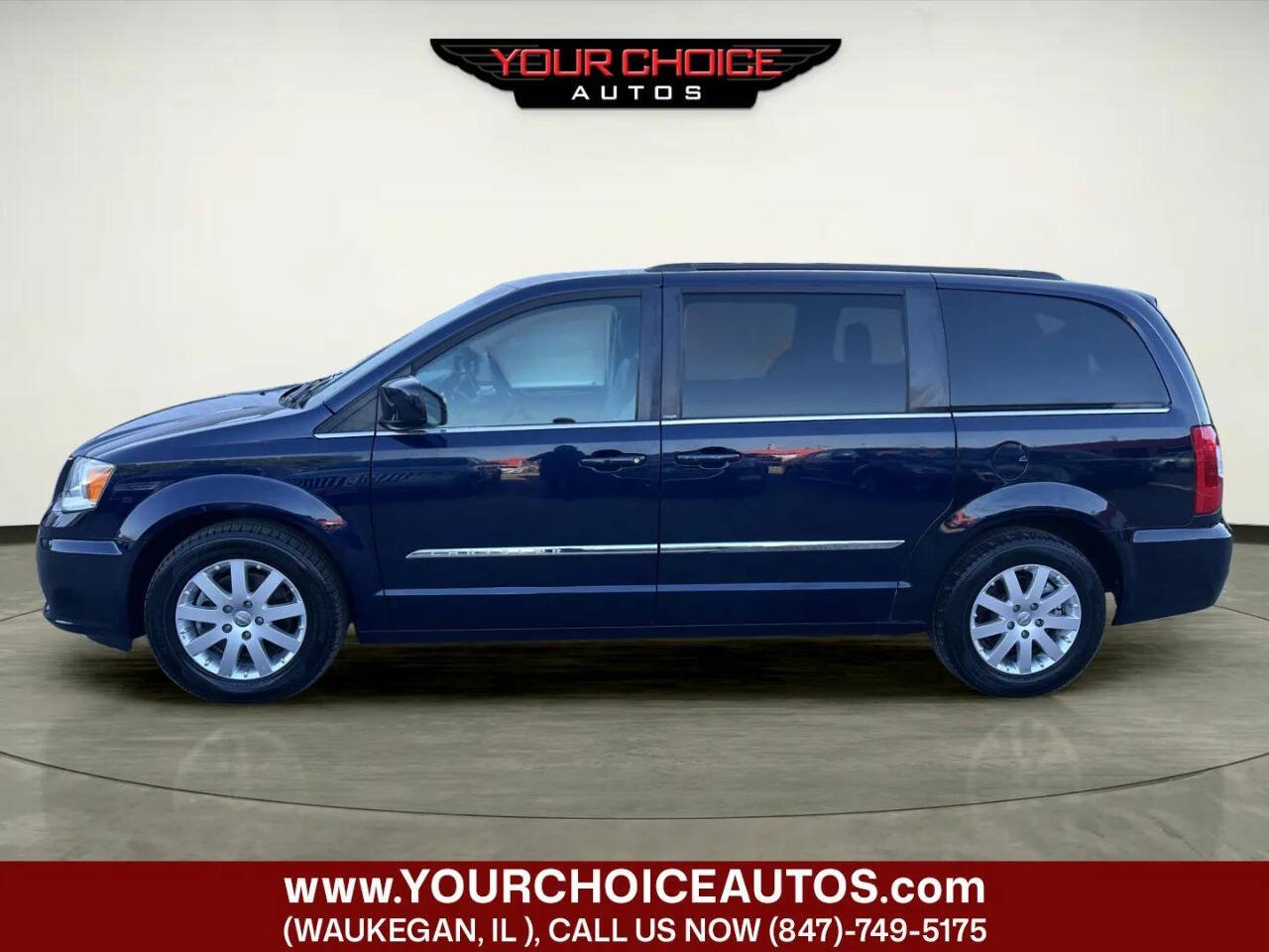 ChryslerTown and Country2