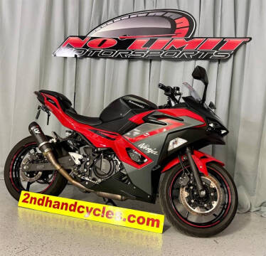2025 Kawasaki Ninja EX500 ABS
